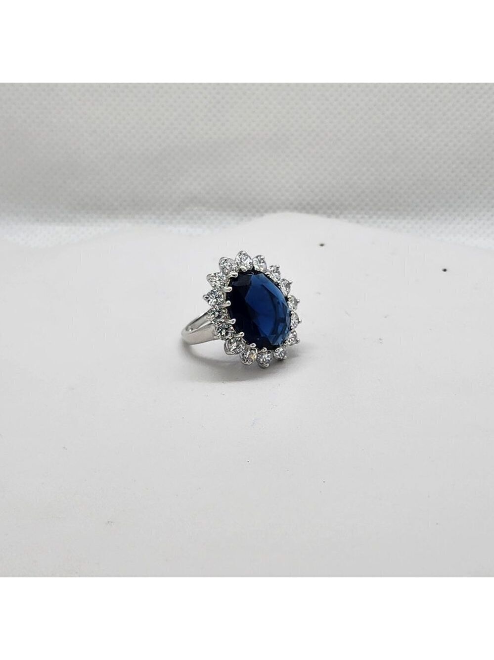 Brand New Sterling Silver 925 Blue Gemstones Cz Stones Ring